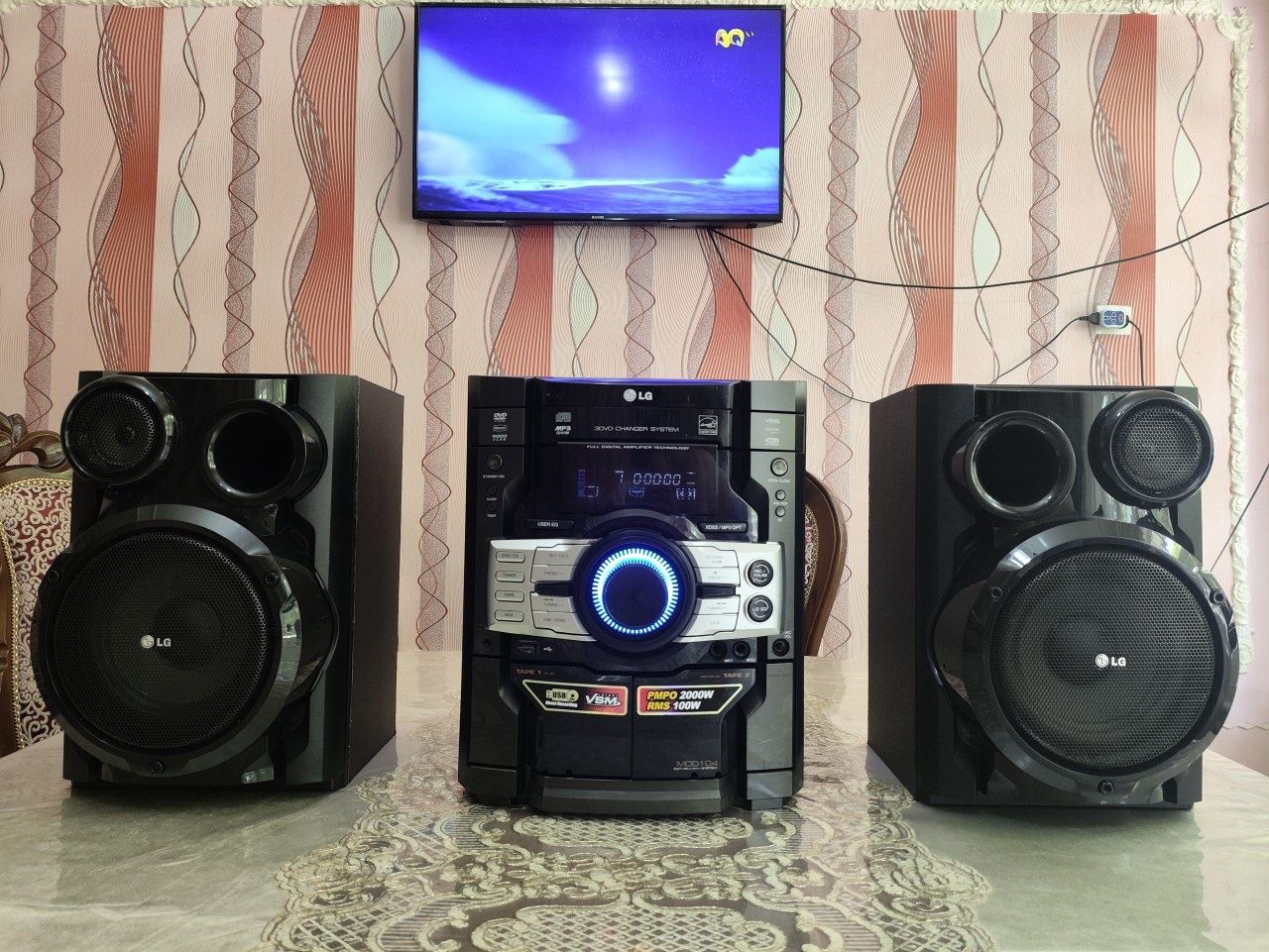 Orginal usb LG holati zo‘r bass va ovozi ham zo‘r