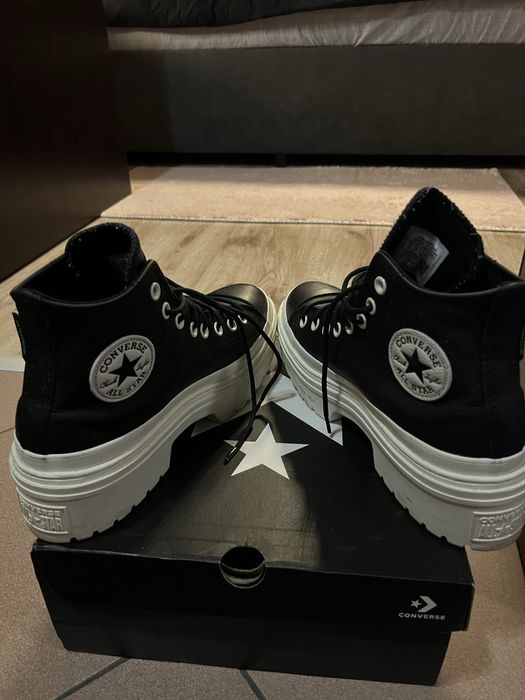 Дамски високи обувки converse