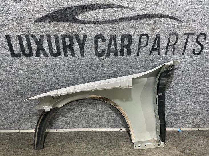 Mercedes E class W213 Allterain 4x4 aripa aripi dreapta R bandou A126