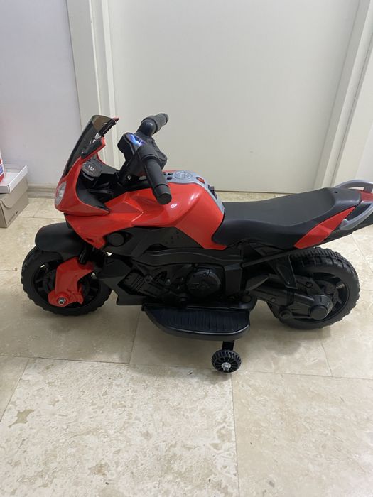 Motocicleta electrica polite rosie copii