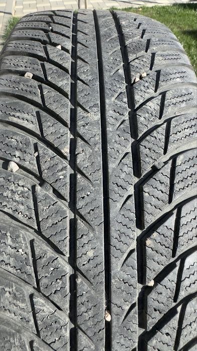 Anvelope iarna Bridgestone