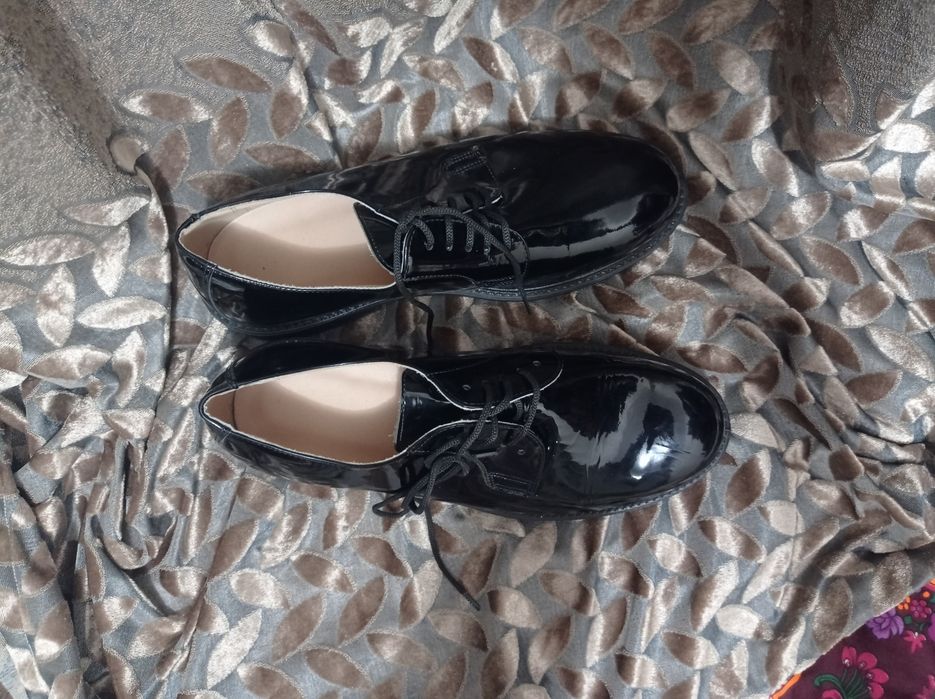 Maxsus Oyoq kiyimlar