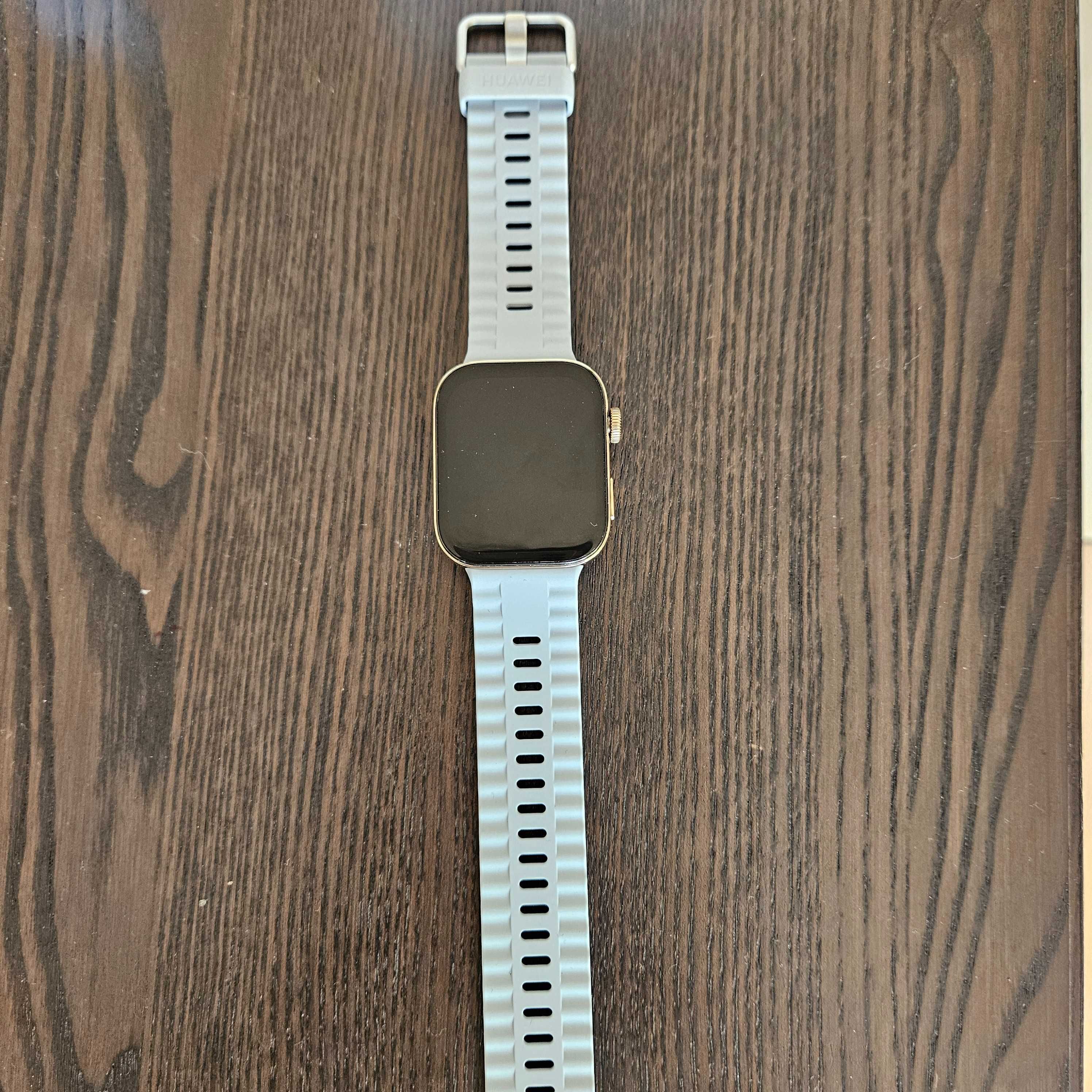 Часовник Huawei Watch Fit 3
