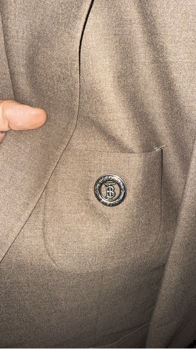 vand costume  elegante