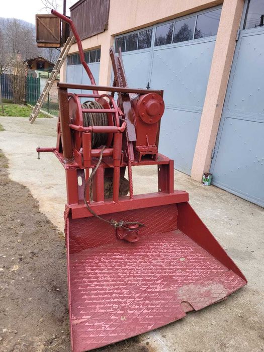 Troliu forestier in tiranți