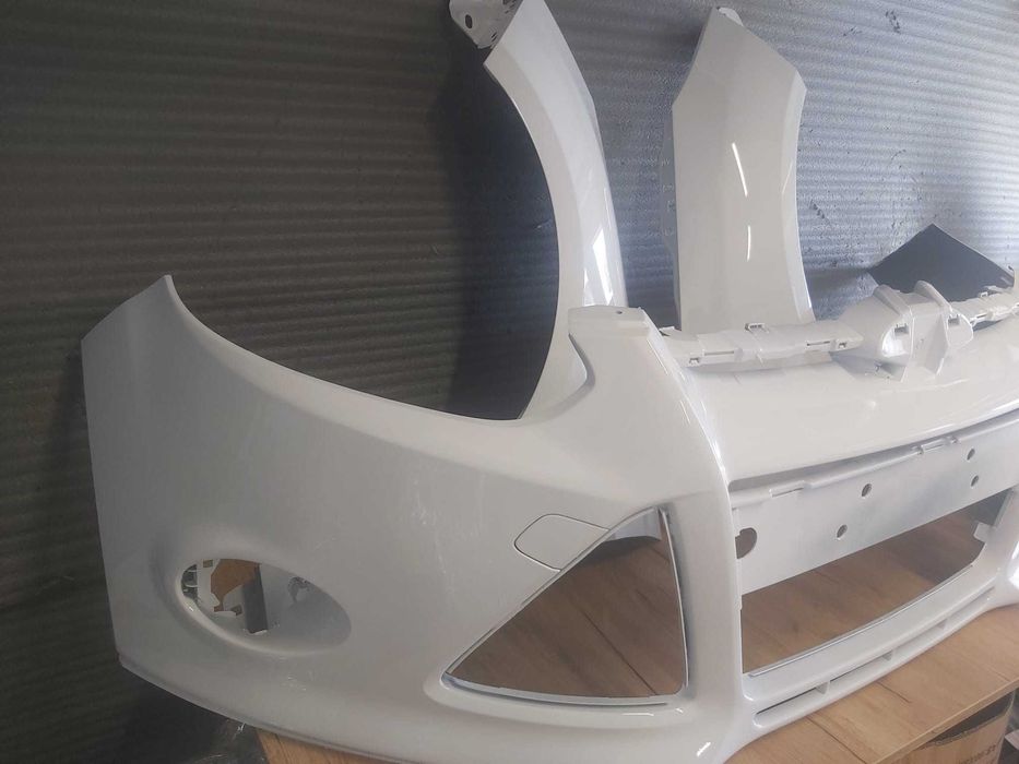 Pachet Bara+Aripa Fata Dr&St Ford Focus 3/III 11-14 (Frozen White)