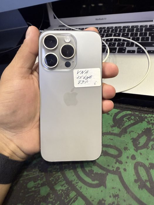 iPhone 15 Pro Natural 256 Gb xolati Ideal