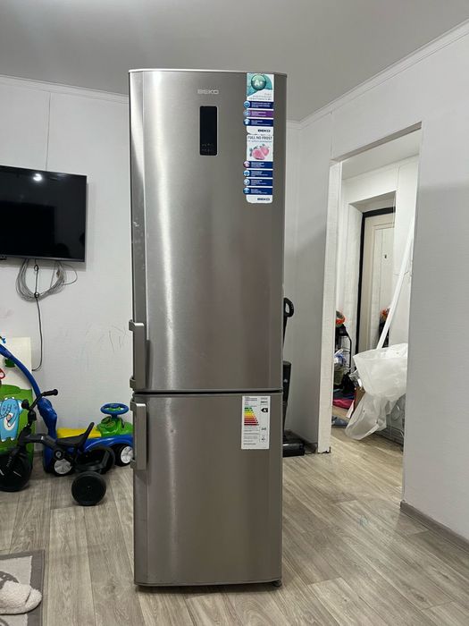 Холодильник BEKO в хорошем состоянии