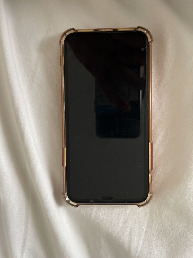 iPhone 11 128gb RED