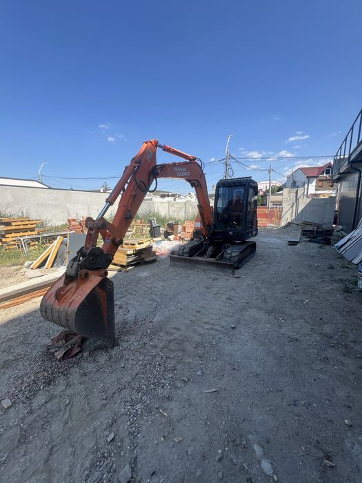 Demolari/Sapaturi/Nivelari/Bobcat/Moloz/excavator , mini excavator,