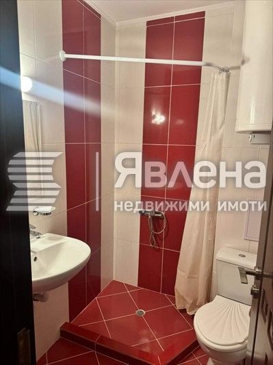 Тристаен и двустаен апартаменти в Св. Влас