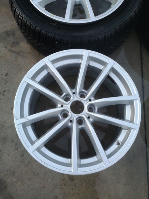 Set jante bmw g20 g21 g22 pe 17 ideal pentru anvelopele de iarna