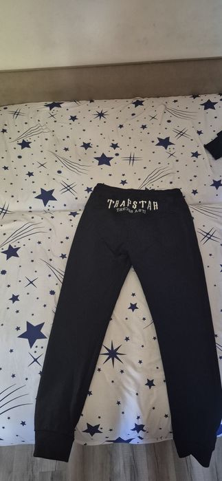 Vând pantaloni trapstar