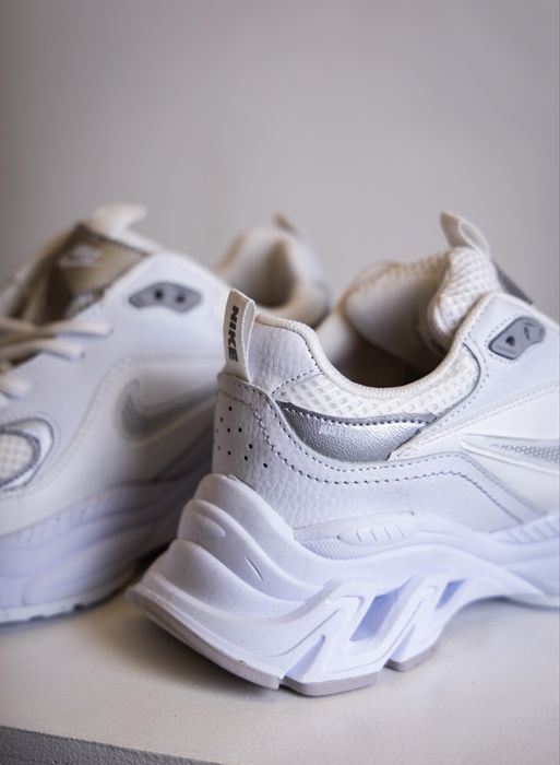 Дамски маратонки Nike