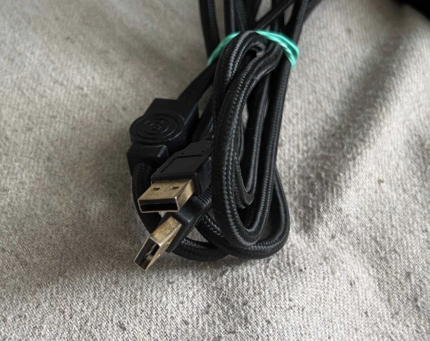 Tastatură mecanică Svive Oberon Speed RGB, switch-uri TTC