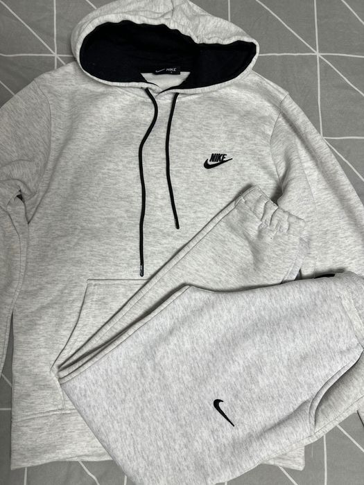 Мъжки екип налични размери