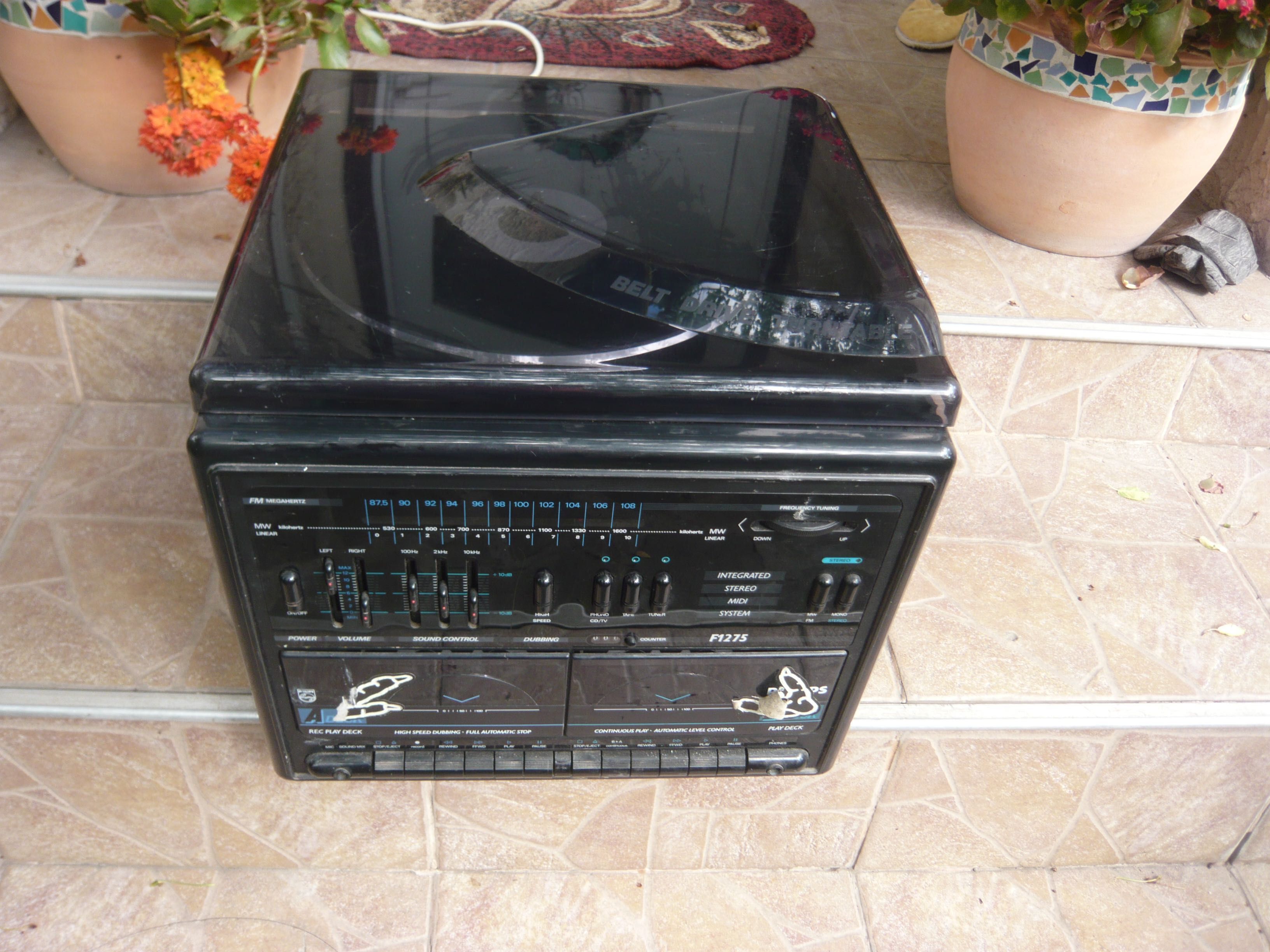 Sistem Philips F1275 cu pickup, amplificator, radio, dublu casetofon