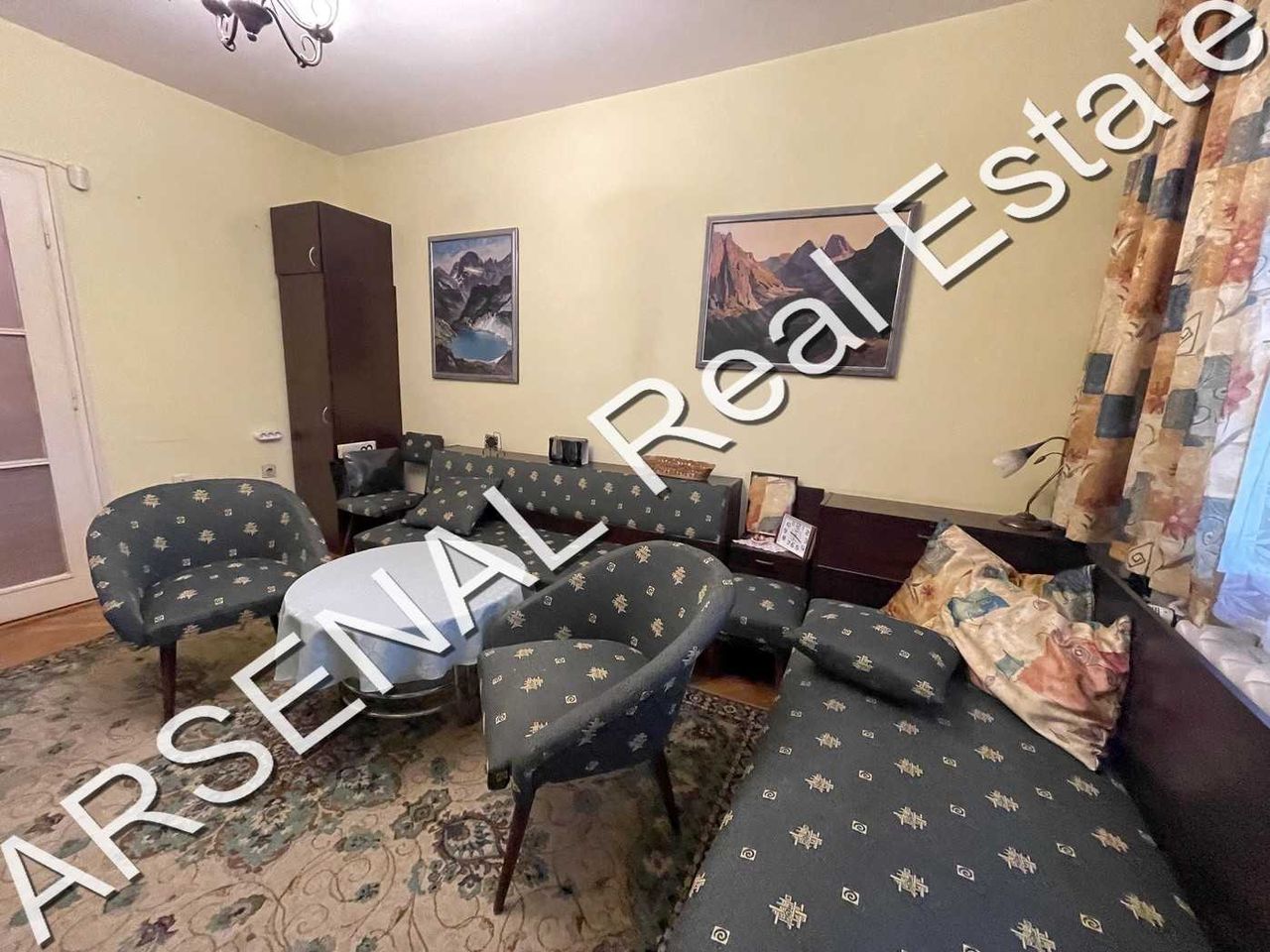 Дава се под наем Двустаен апартамент в София, Лозенец - 72 кв.м за 440 € - Снимка #2