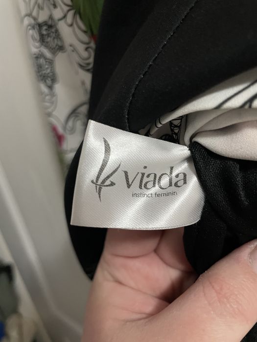 Rochie cu flori pentru ocazii speciale