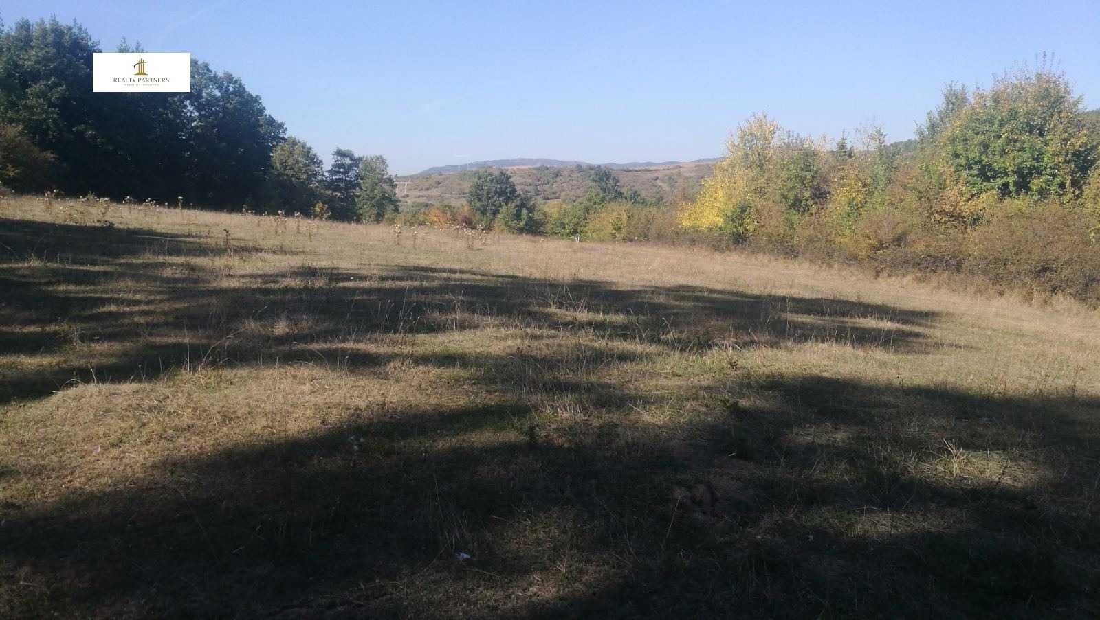 Продава парцел – кв. Църква, гр. Перник