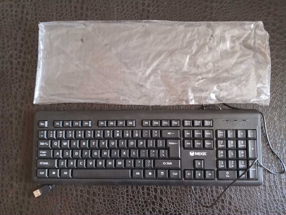 Продават се клавиатура