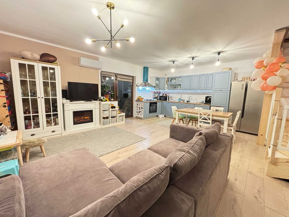 Vand duplex Sag-Manastire 81Mp 353Mp teren + mansarda in curs executie