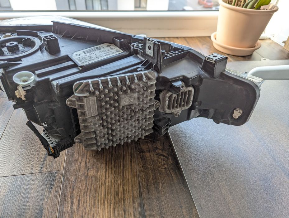 2018 Far STANGA full led adaptiv + Calculatoare BMW f30 2018 / 8738717