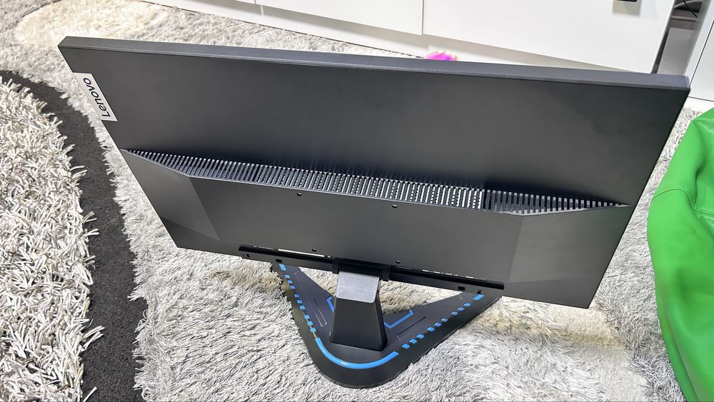 Monitor gaming Lenovo