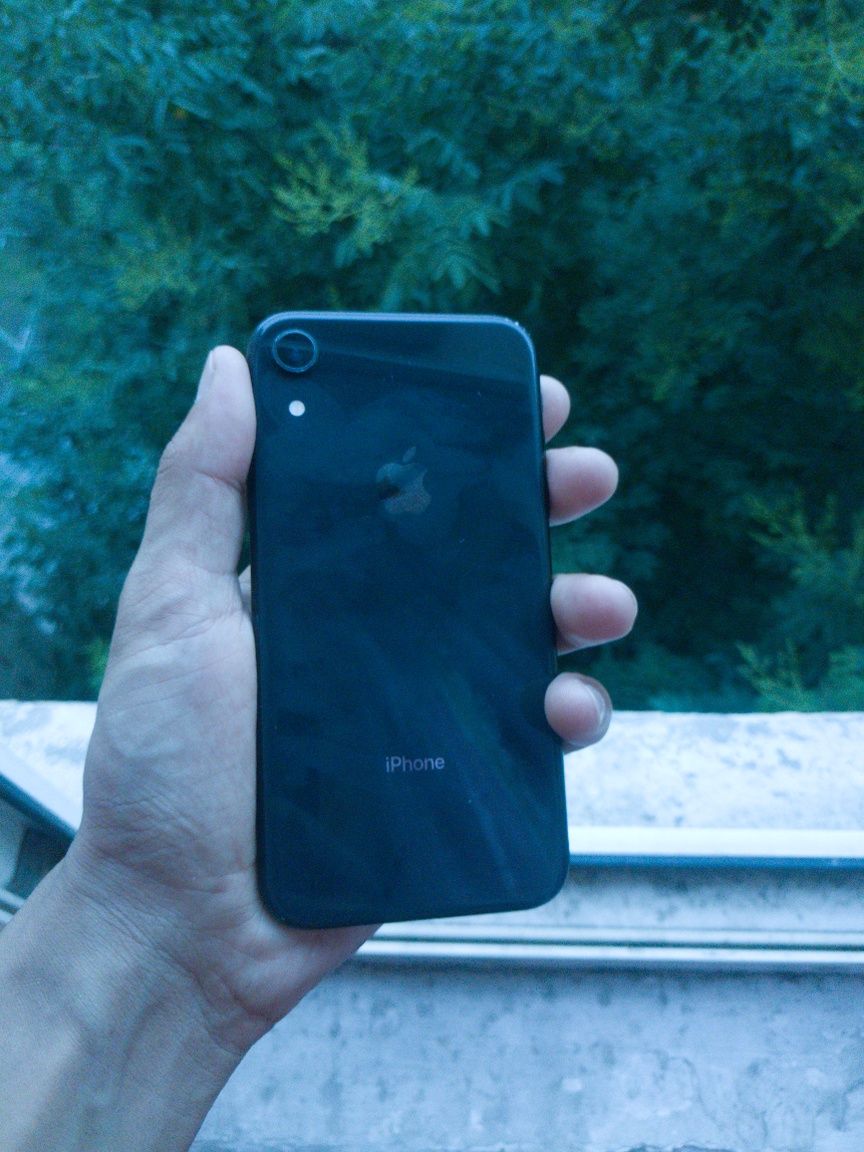 Iphone xr sotiladi