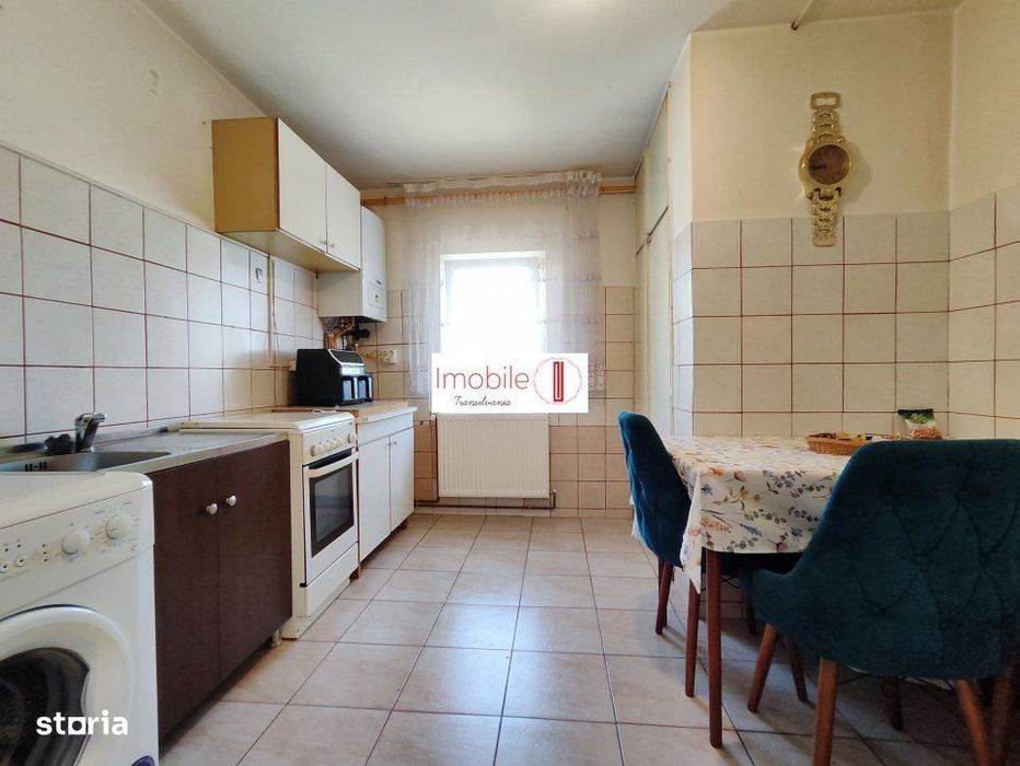 Apartament 3 camere Huedin  | Piata Republicii