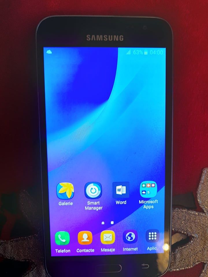 Samsung Galaxy J 3 dual SIM