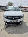 Vând Dacia Logan