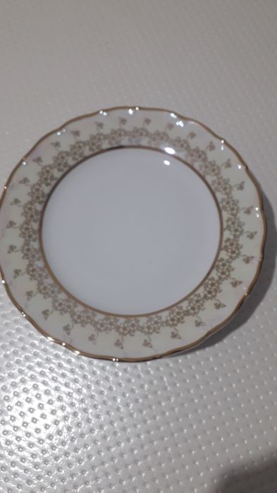 Тарелки  новый 6шт чехия