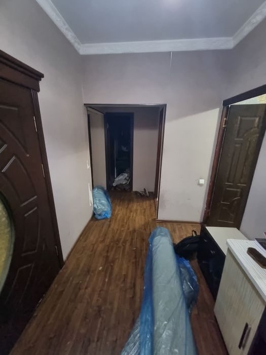 Срочно.  Чиланзар 24. УЛУЧШЕНКА 3 х комнатная