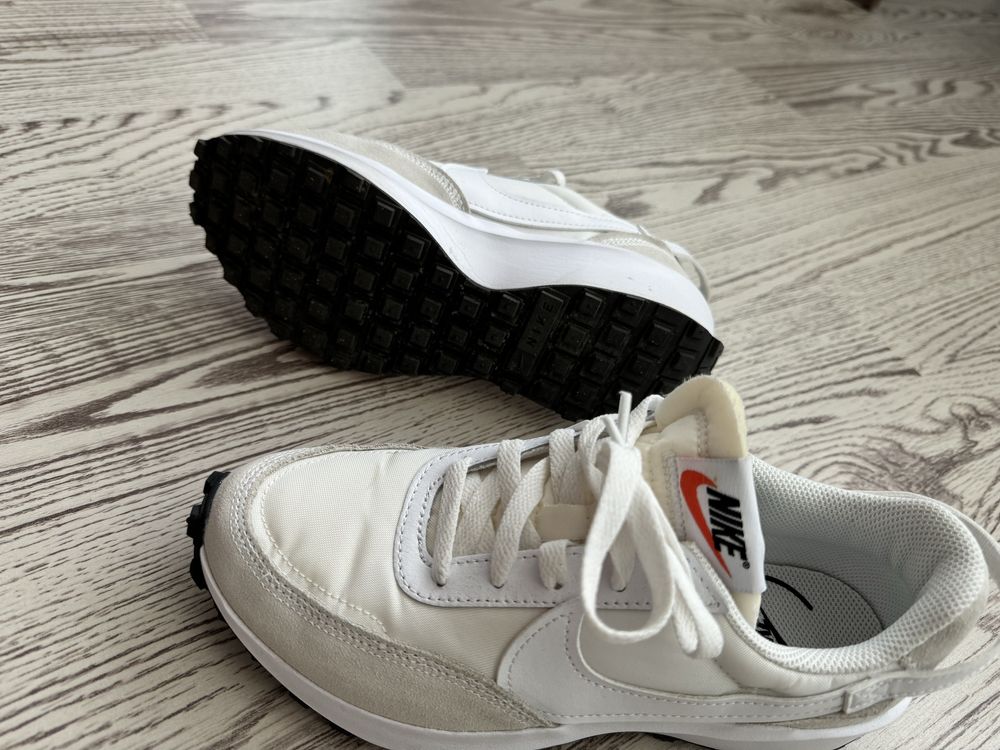 Nike Сникърси Waffle Debut DH9523 100 Бял