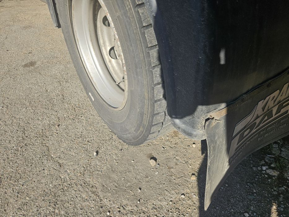 Бордови камион DAF