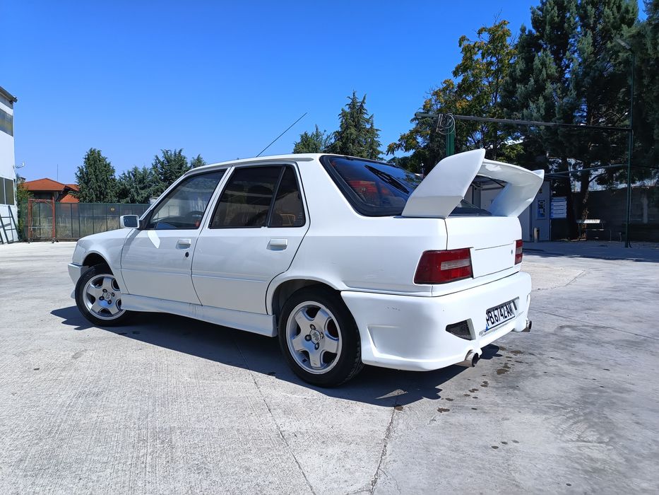 Пежо 309, на части