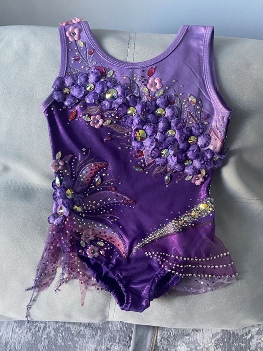 Костюм для художественной гимнастики