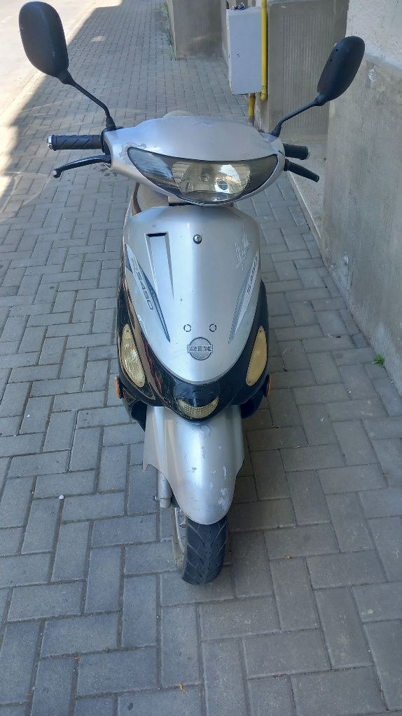 Scuter RS 350/ 80 cm3