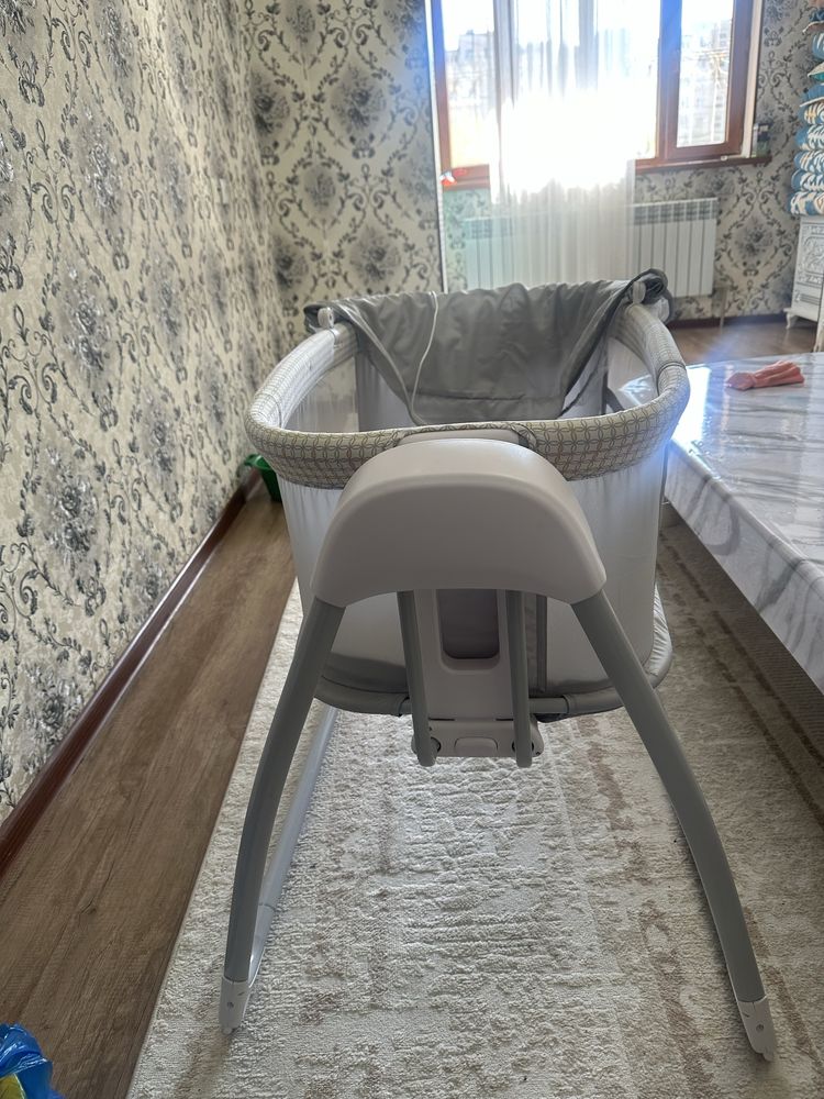 Детский люлька  с блутозом работает