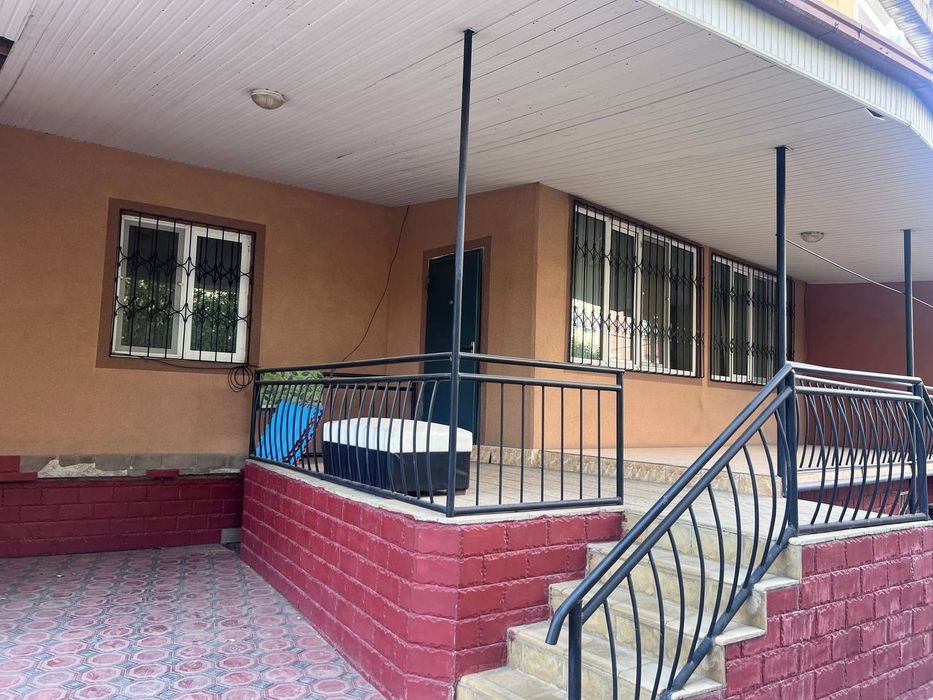 Юнусабад-17 4/1/5 пустая на долгий срок