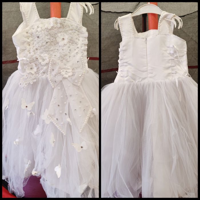 Продам детские плятья на новый год или выпускной