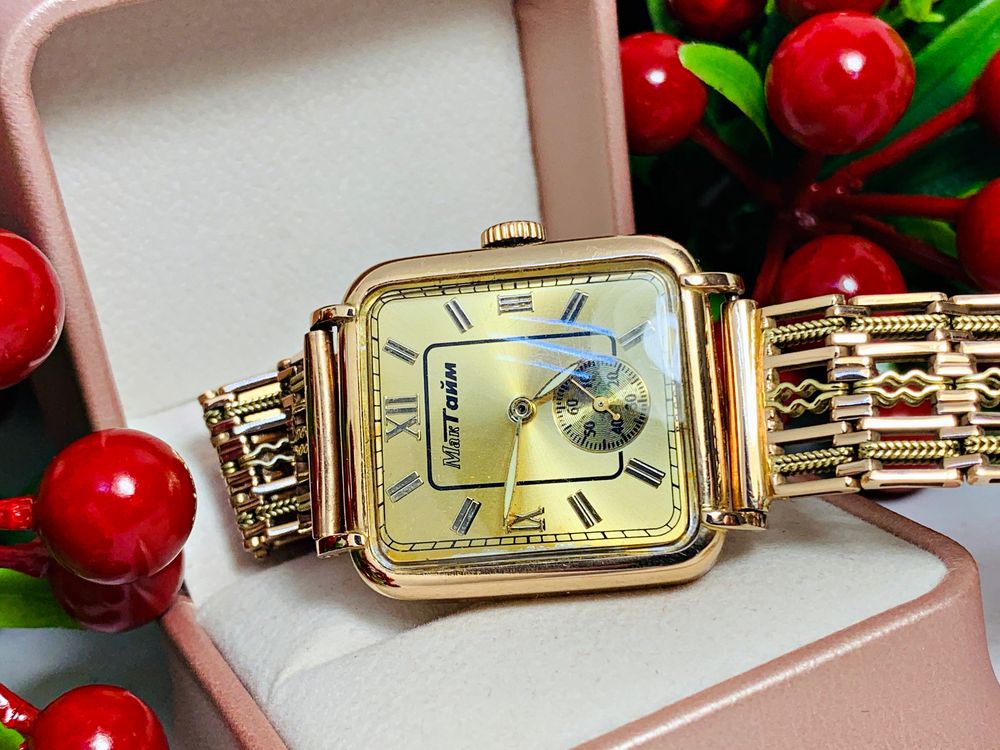 Культовые золотые часы "Мак-Тайм" с солидным золотым браслетом