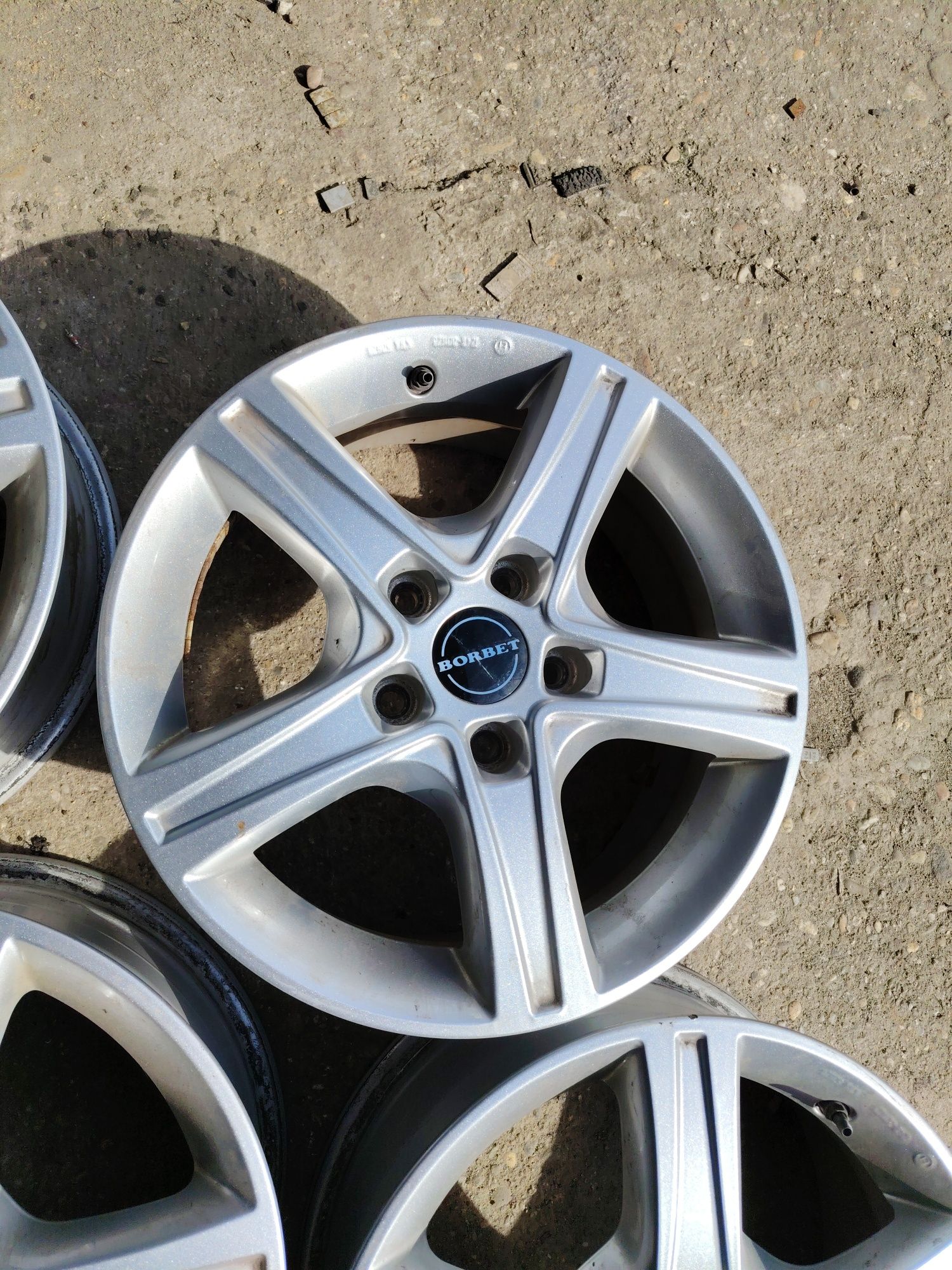 Jante 16 5x114.3 duster. Nissan Renault.