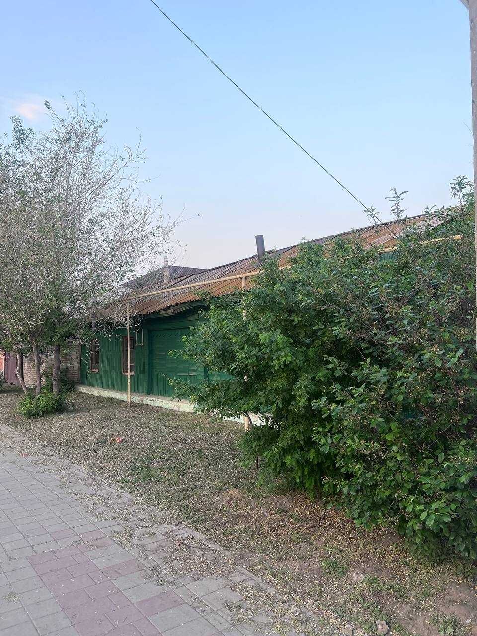 Продам земельный участок, дом в Центре города