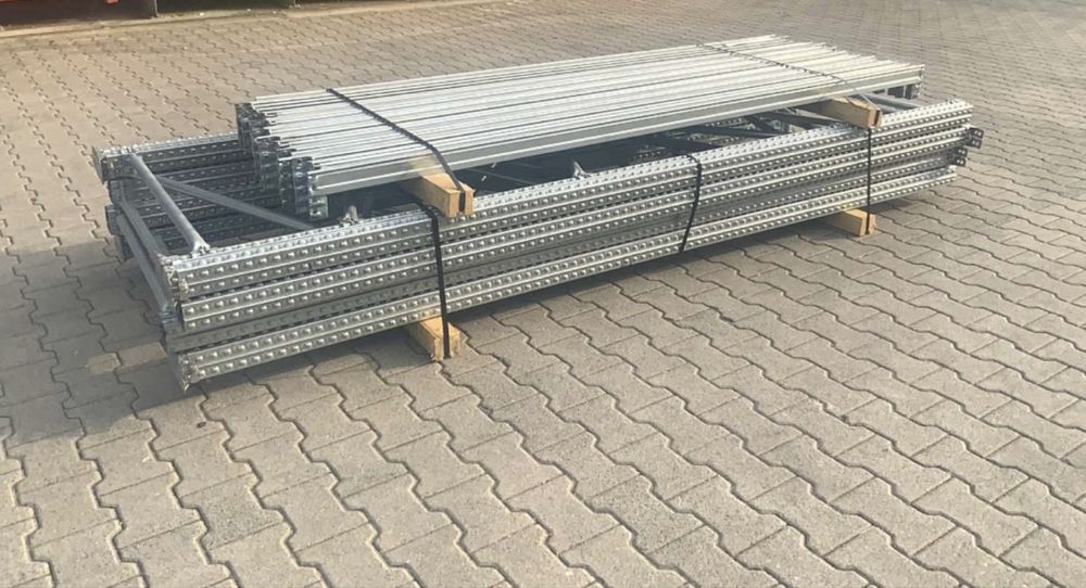 Rafturi metalice industriale