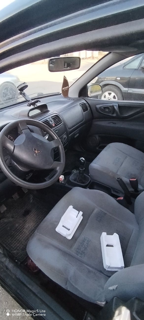 Mitsubishi space star 1.6 98 к.с