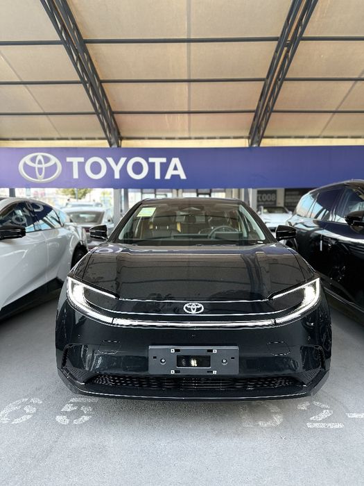 Toyota bz5 arzon narxda