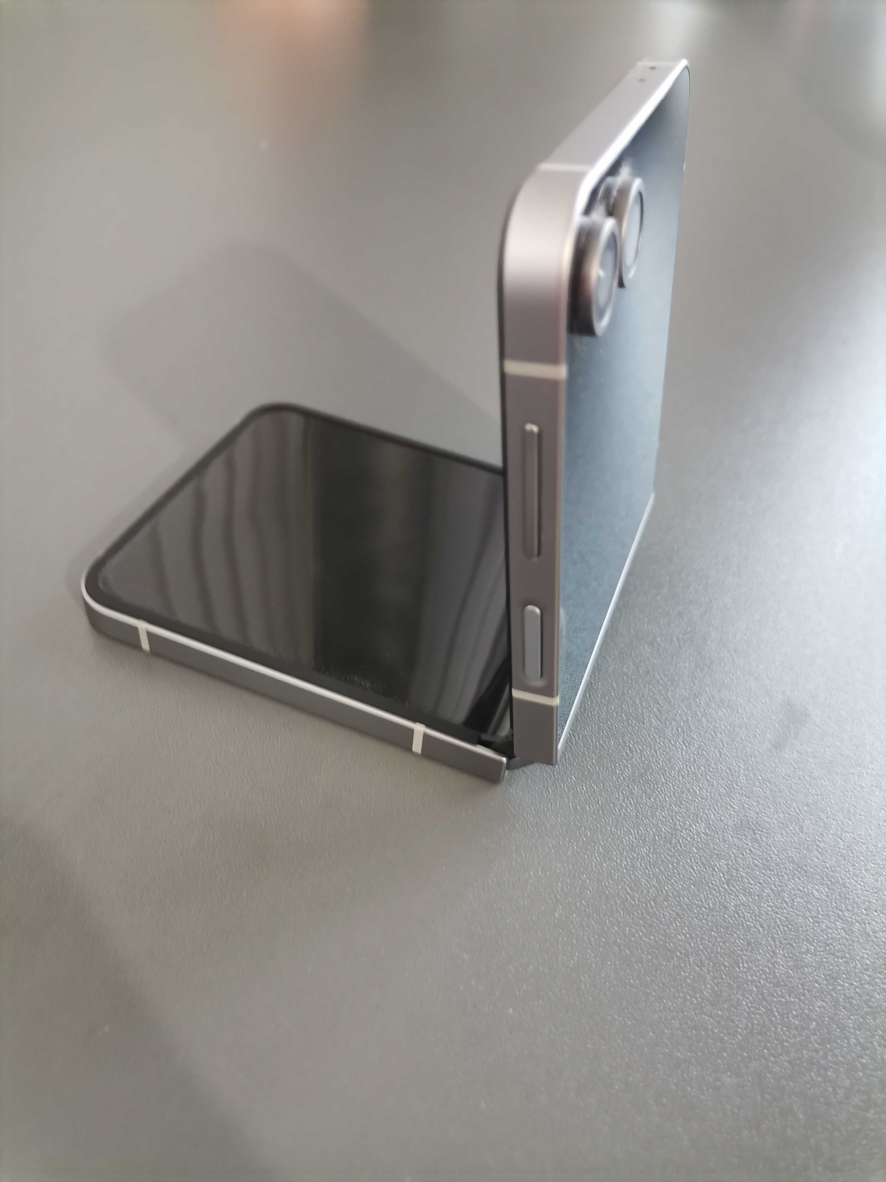 SAMSUNG Galaxy Z Flip 6 512GB