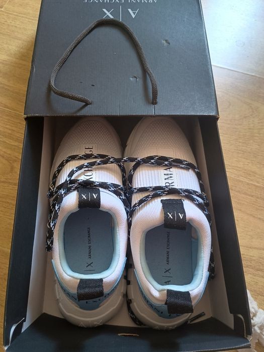 Adidasi Armani Exchange